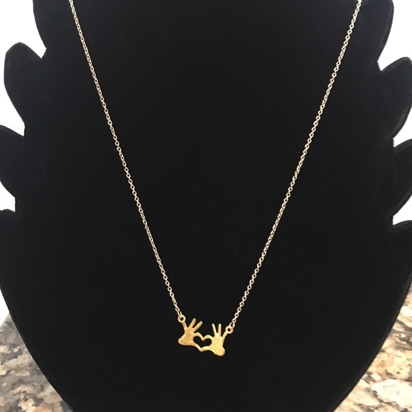 Finger-Hearts Love Necklace - Picture 4 of 8